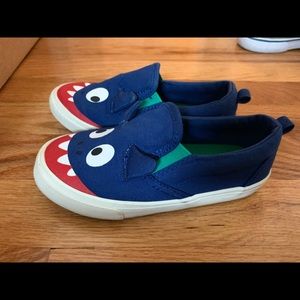 Toddler shoes size 9